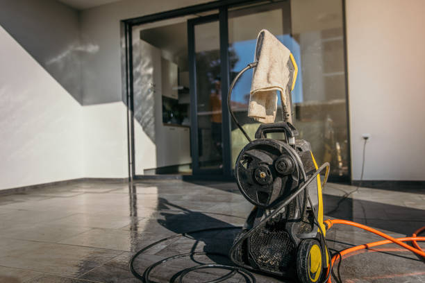 Best Animal Enclosure Cleaning  in Guymon, OK